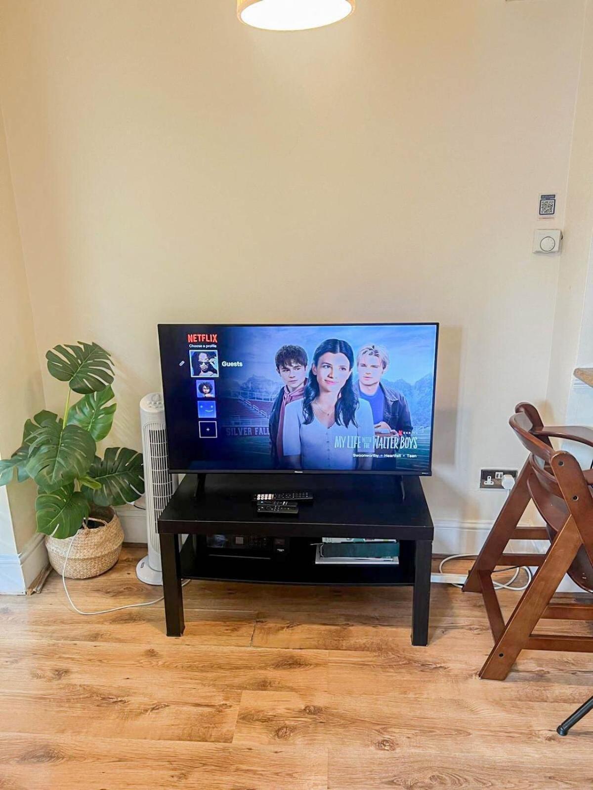 Lovely 1 Bedroom Flat In West Kensington Central London, Shepherd'S Bush Exterior photo
